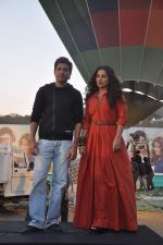 Farhan Akhtar and Vidya Balan on hot air balloon to promote Shaadi Ke Side Effects in Filmcity, Mumbai on 14th Feb 2014